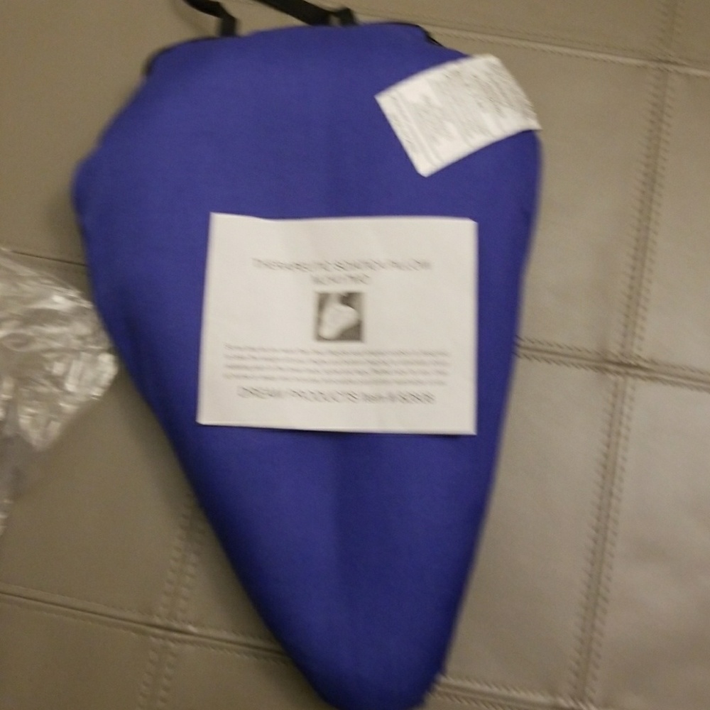 COPY - 2 pc. sciatica pillow - Picture 3 of 3